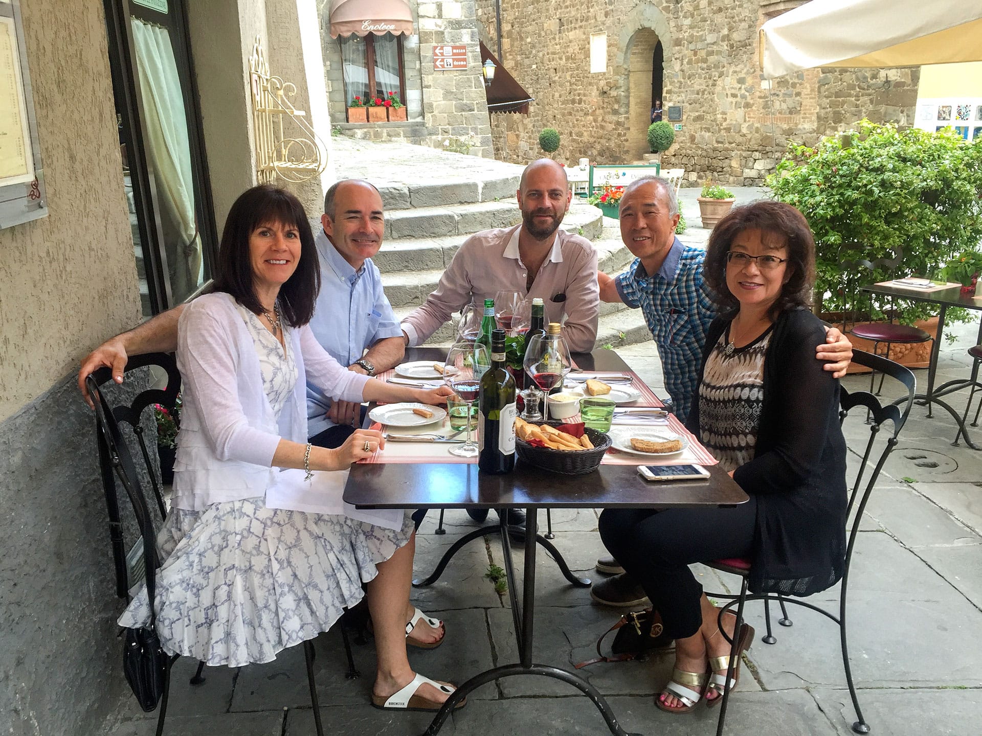 Cortona wine tour photos and images | Pictures of wine and truffle tours in Tuscany and Umbria