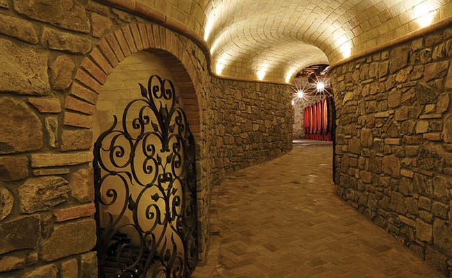 Grand Wine Tour in Tuscany to Montalcino, Montepulciano, Chianti and Cortona